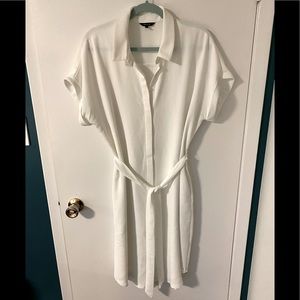 Rw&co. White button down short sleeve dress